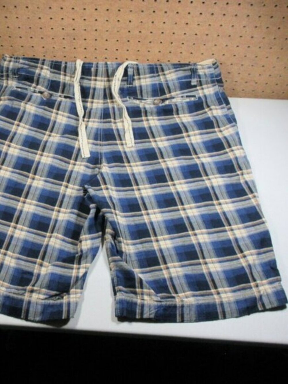 NOBO mens navy an khaki plaid chino shorts 42 EUC